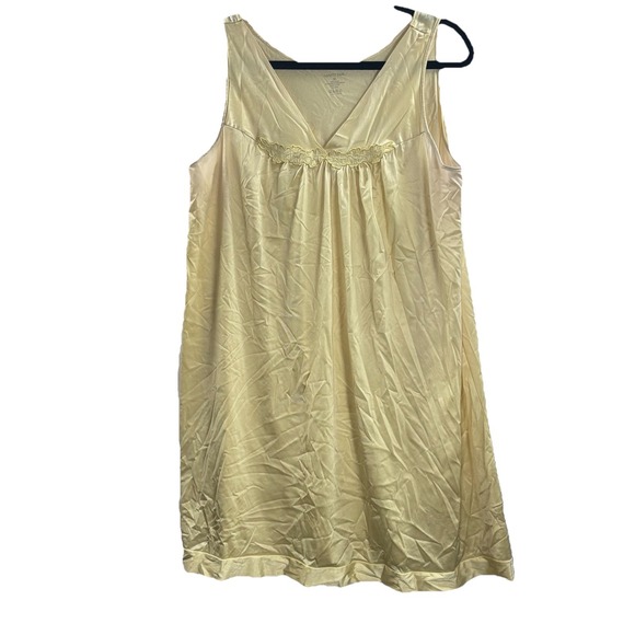 VTG Vanity Fair Soft Moments Satin Nightgowns Nightie LOT OF 3 Sz Medium & Large - Picture 10 of 14